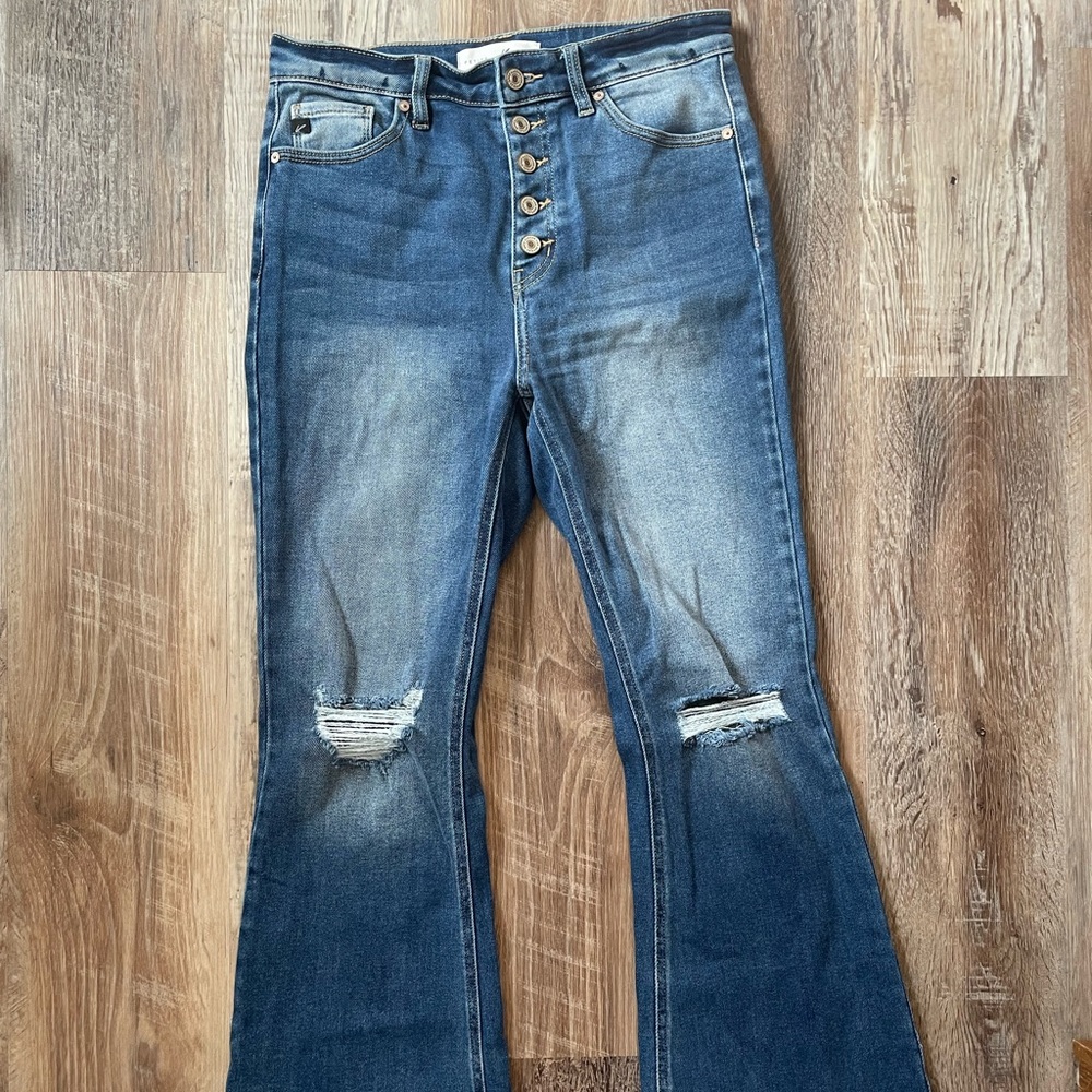 Super cute flare Kancans.